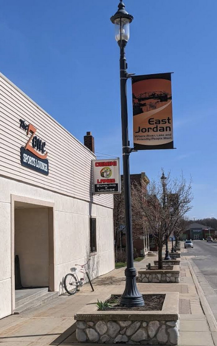 Gemini Lanes (Teen Zone, East Jordan Recreation, The Zone Sports Lounge) - From Website (newer photo)